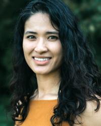 Dr. Linh Thuy Nguyen Headshot